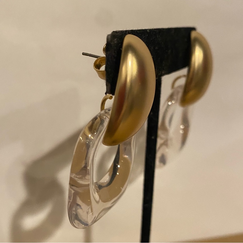 Anthropologie Lucite Squared Hoop Earrings in clear + brushed gold - Picture 4 of 4